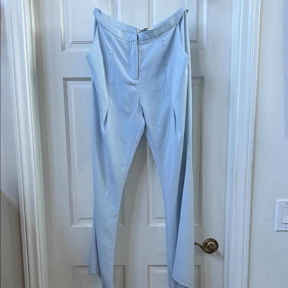 Elegant Vivienne Hu Light Blue Women's Pants, size 6